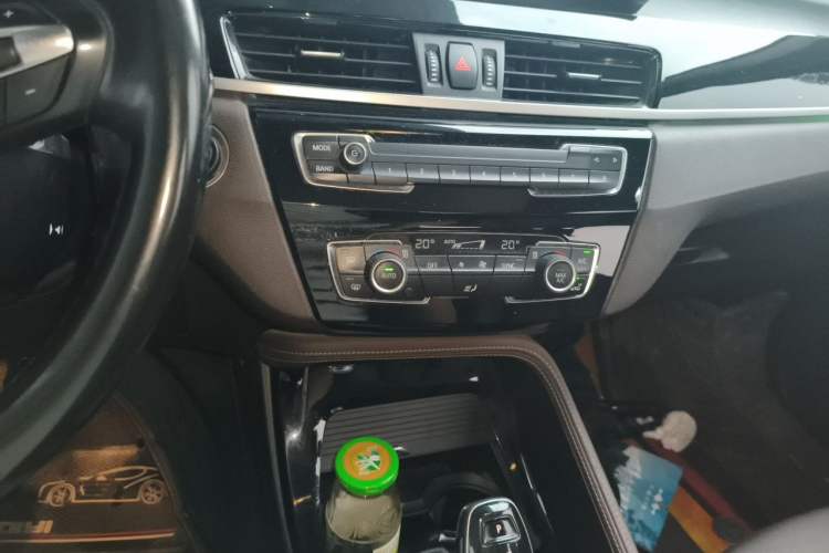 Used BMW X1 2021 sDrive20Li Premium Edition Audio And AC Panel