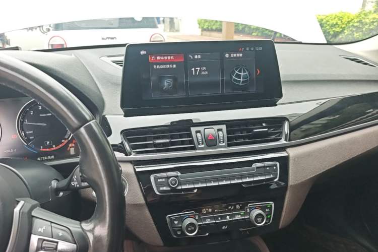 Used BMW X1 2021 Restyled sDrive25Li Leading Edition Audio And AC Panel