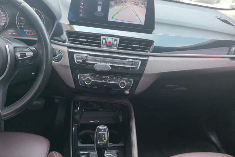 Used BMW X1 2021 sDrive20Li Premium Edition Audio And AC Panel