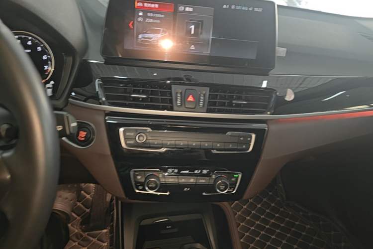 Used BMW X1 2021 Restyled sDrive25Li Leading Edition Audio And AC Panel