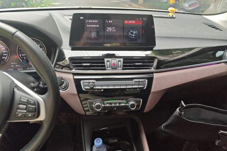 Used BMW X1 2021 Restyled sDrive20Li Fashion Version Audio And AC Panel