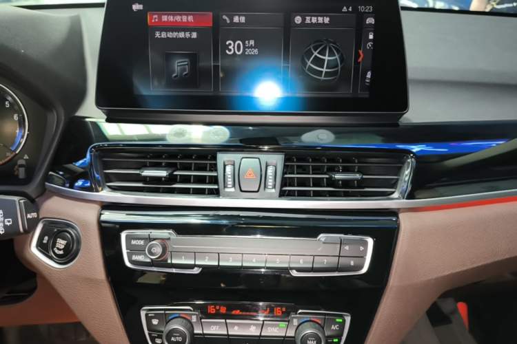 Used BMW X1 2021 Restyled sDrive25Li Leading Edition Audio And AC Panel