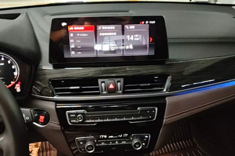 Used BMW X1 2021 Revised xDrive25Li Premium Edition Audio And AC Panel