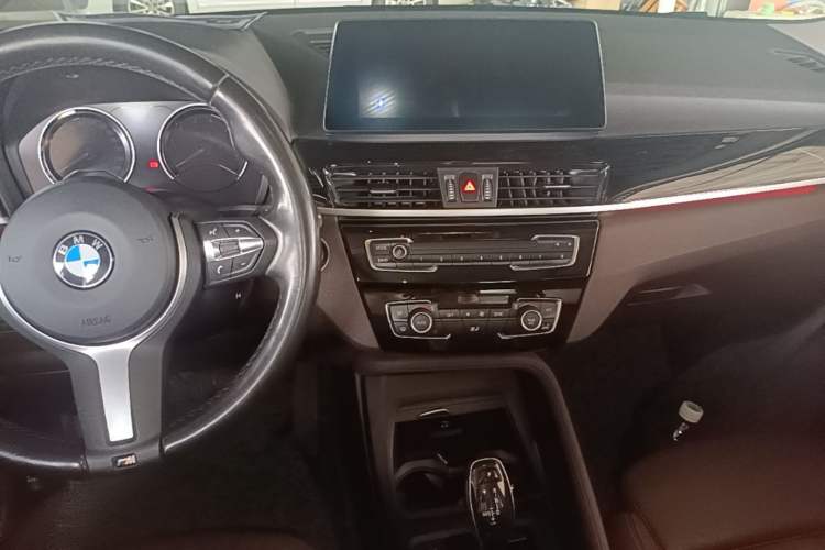 Used BMW X1 2021 sDrive25Li Leading Model Audio And AC Panel