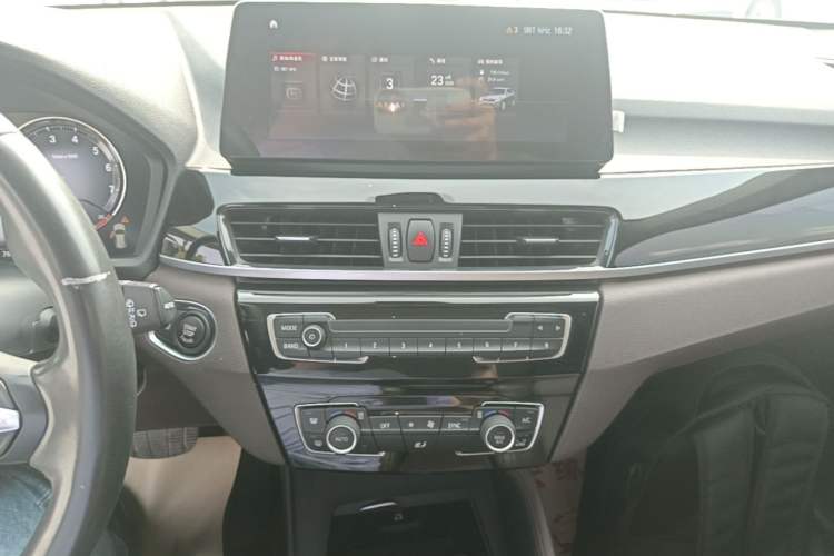 Used BMW X1 2021 sDrive25Li Leading Model Audio And AC Panel