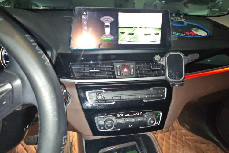 Used BMW X1 2021 sDrive20Li Premium Edition Audio And AC Panel