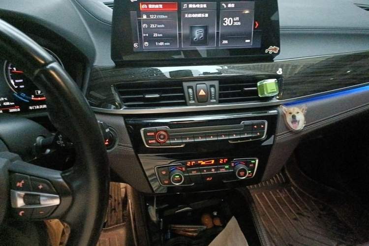 Used BMW X1 2021 Revised xDrive25Li Premium Edition Audio And AC Panel