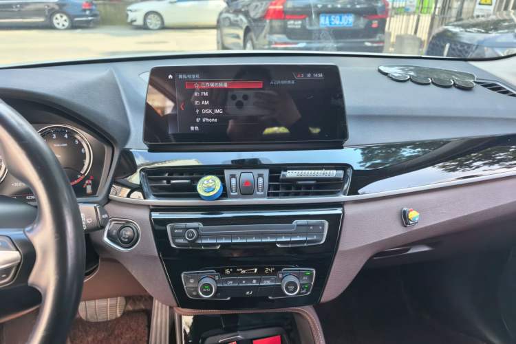 Used BMW X1 2021 sDrive20Li Premium Edition Audio And AC Panel