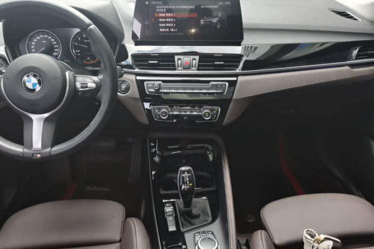 Used BMW X1 2021 sDrive20Li Premium Edition Audio And AC Panel