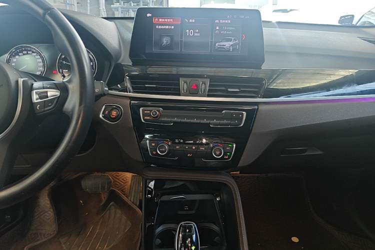 Used BMW X1 2021 sDrive20Li Premium Edition Audio And AC Panel