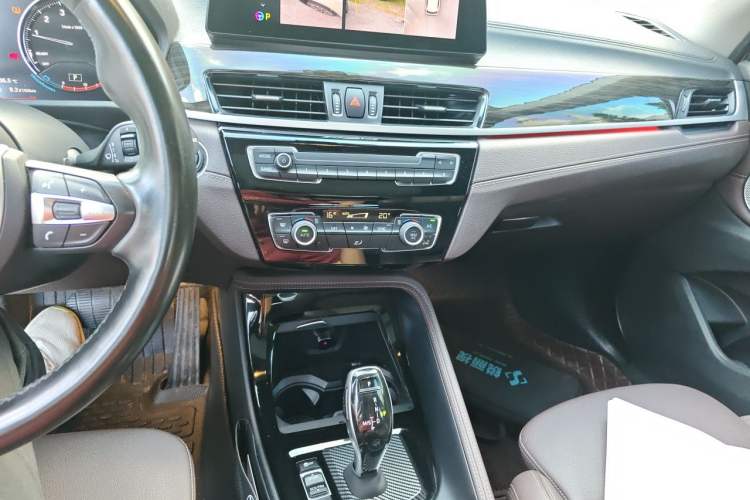 Used BMW X1 2021 xDrive25Li Luxury Model Audio And AC Panel
