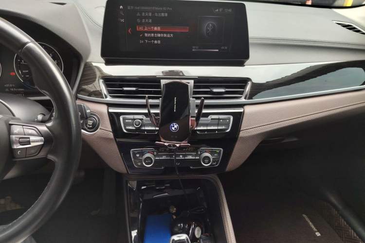 Used BMW X1 2021 xDrive25Li Luxury Model Audio And AC Panel