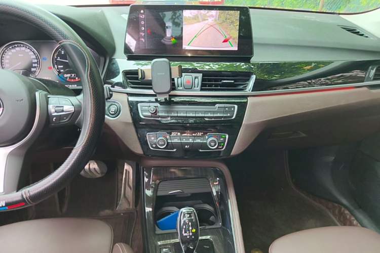 Used BMW X1 2021 Restyled sDrive25Li Leading Edition Audio And AC Panel