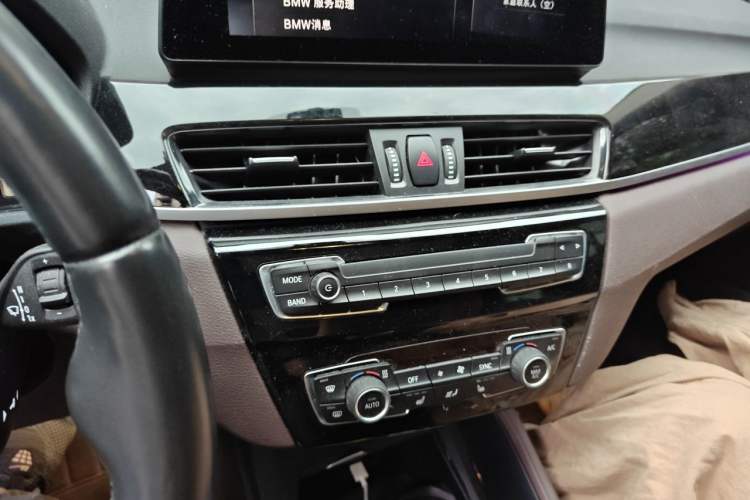 Used BMW X1 2021 sDrive25Li Leading Model Audio And AC Panel