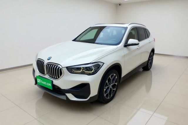 Ojetý BMW X1 2021 Restyled sDrive25Li Leading Edition