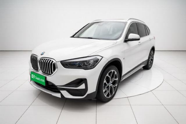Ojetý BMW X1 2021 Restyled sDrive20Li Premium Edition
