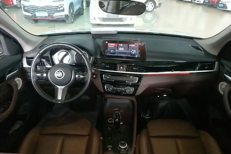 Used BMW X1 2021 sDrive25Li Leading Model Center Console