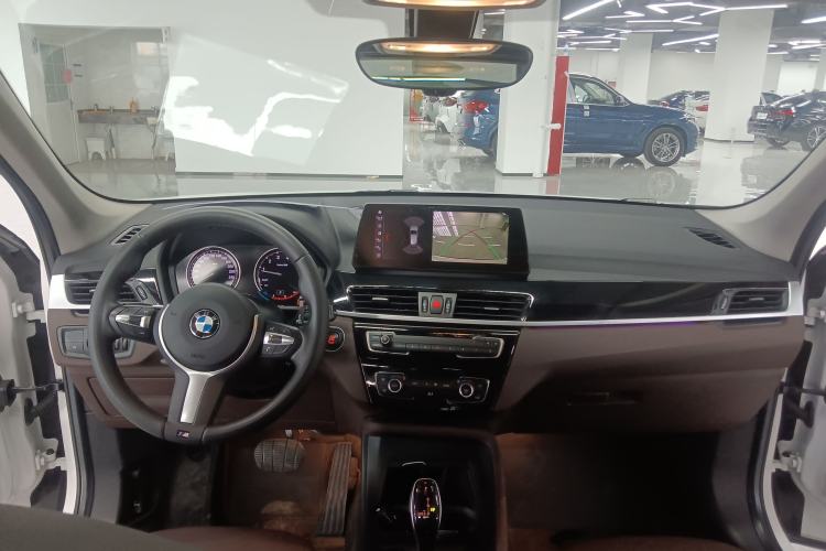 Used BMW X1 2021 Restyled sDrive25Li Leading Edition Center Console