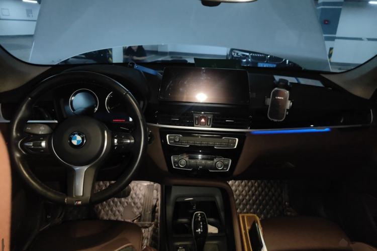 Used BMW X1 2021 Restyled sDrive25Li Leading Edition Center Console