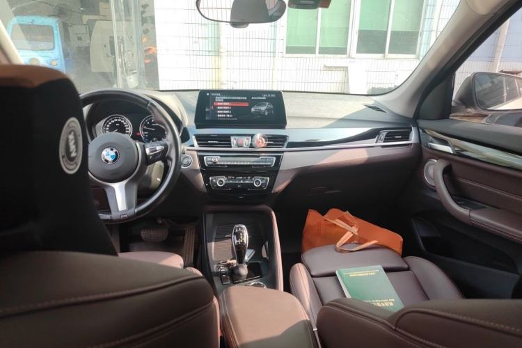 Used BMW X1 2021 Restyled sDrive25Li Leading Edition Center Console