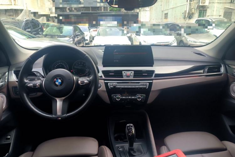 Used BMW X1 2021 sDrive25Li Leading Model Center Console