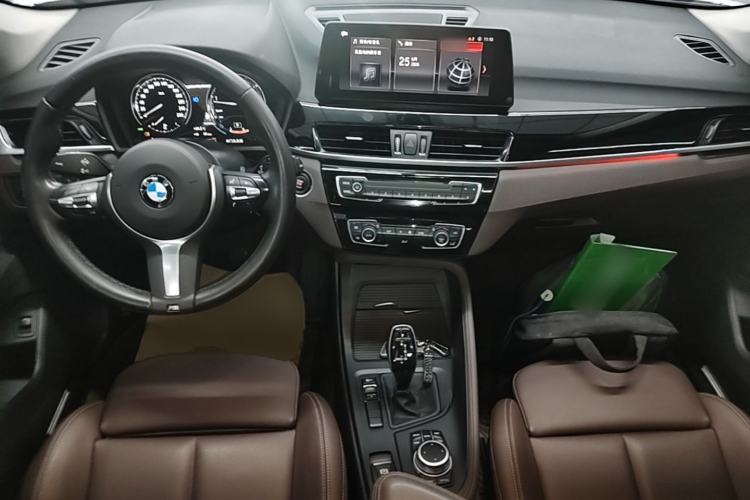 Used BMW X1 2021 Restyled sDrive25Li Leading Edition Center Console