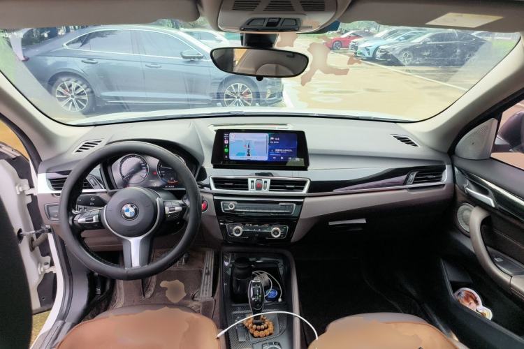Used BMW X1 2021 sDrive25Li Leading Model Center Console