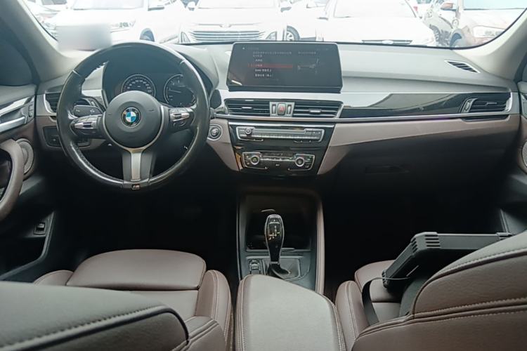 Used BMW X1 2021 Restyled sDrive25Li Leading Edition Center Console