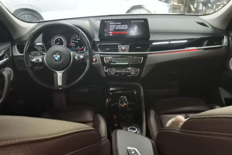 Used BMW X1 2021 sDrive20Li Premium Edition Center Console