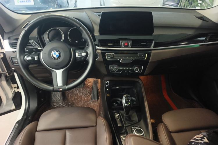 Used BMW X1 2021 sDrive20Li Premium Edition Center Console