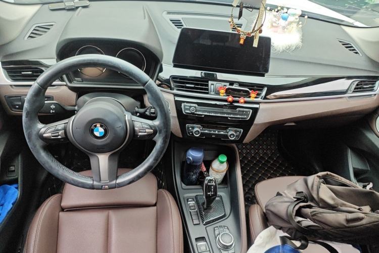 Used BMW X1 2021 Restyled sDrive25Li Leading Edition Center Console