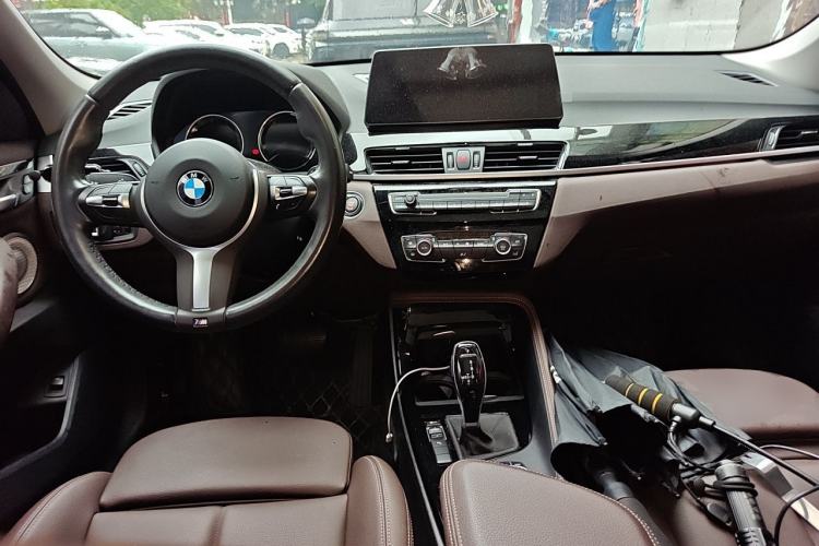Used BMW X1 2021 sDrive20Li Premium Edition Center Console