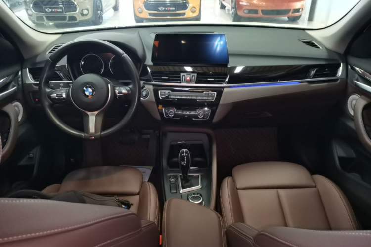 Used BMW X1 2021 Restyled sDrive25Li Leading Edition Center Console
