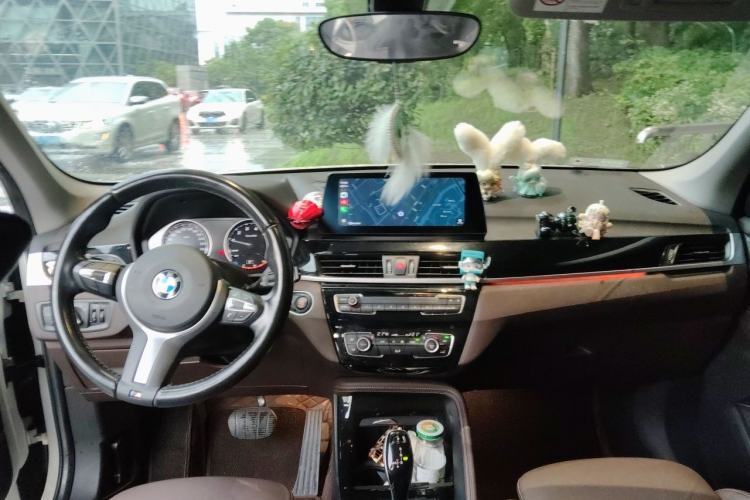Used BMW X1 2021 sDrive20Li Premium Edition Center Console