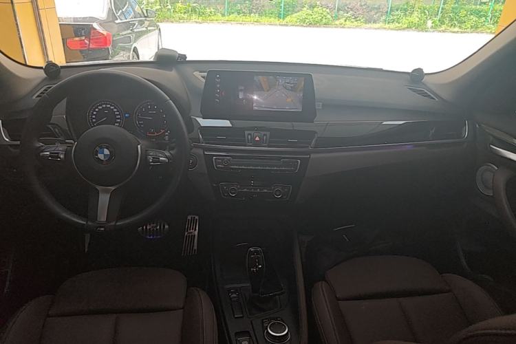 Used BMW X1 2021 sDrive25Li Leading Model Center Console