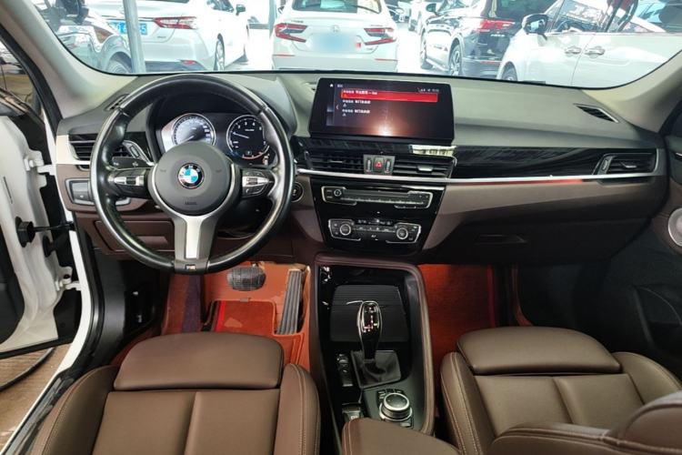 Used BMW X1 2021 sDrive20Li Premium Edition Center Console