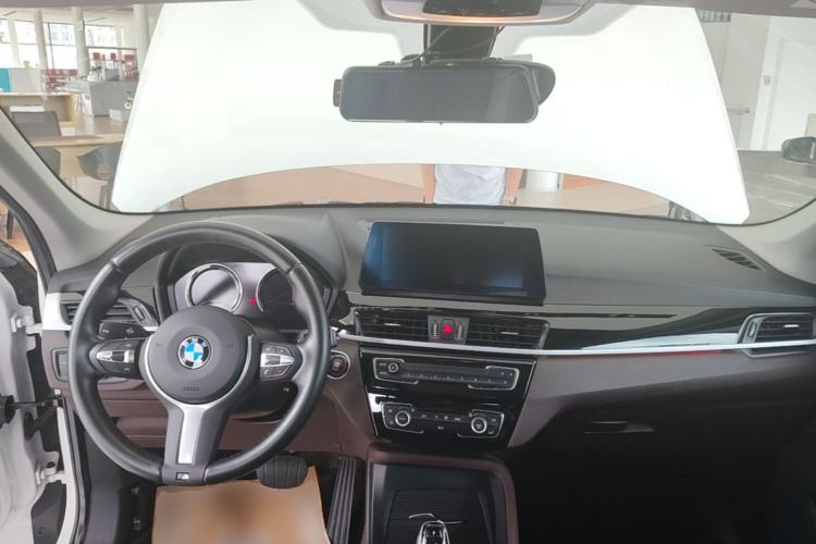 Used BMW X1 2021 Restyled sDrive25Li Leading Edition Center Console