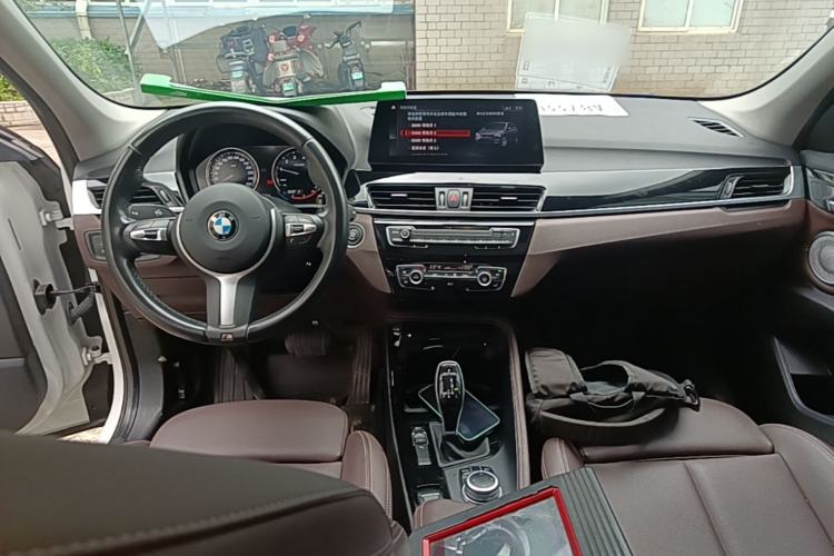 Used BMW X1 2021 Restyled sDrive20Li Premium Edition Center Console