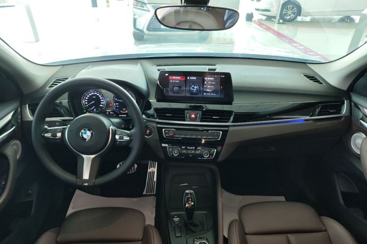 Used BMW X1 2021 Restyled sDrive25Li Leading Edition Center Console