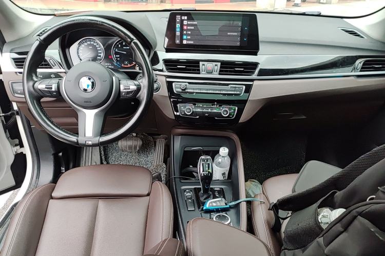 Used BMW X1 2021 sDrive25Li Leading Model Center Console