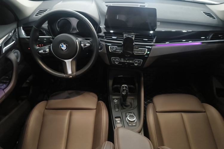Used BMW X1 2021 sDrive25Li Leading Model Center Console