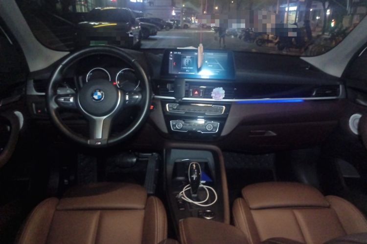 Used BMW X1 2021 sDrive25Li Leading Model Center Console