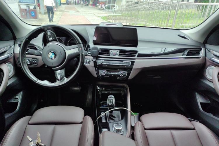 Used BMW X1 2021 sDrive20Li Premium Edition Center Console