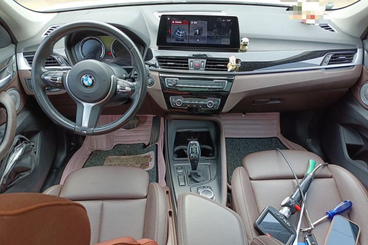 Used BMW X1 2021 sDrive25Li Leading Model Center Console