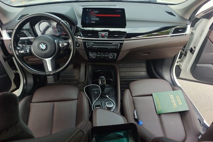 Used BMW X1 2021 sDrive25Li Leading Model Center Console