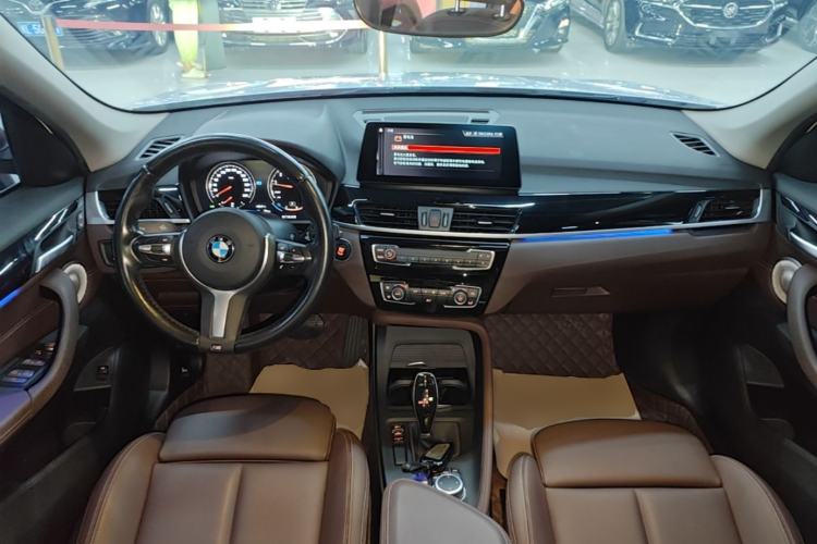 Used BMW X1 2021 sDrive25Li Leading Model Center Console