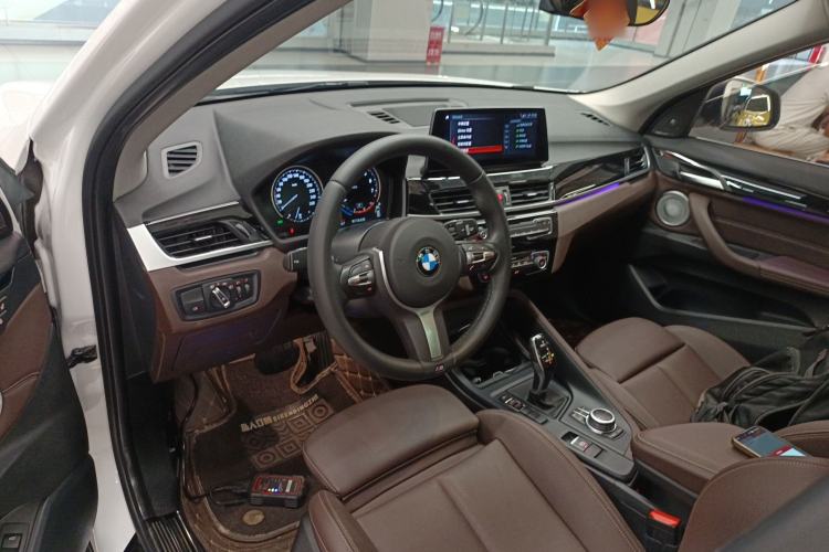 Used BMW X1 2021 Restyled sDrive25Li Leading Edition Center Console