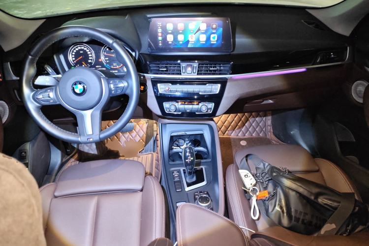 Used BMW X1 2021 sDrive25Li Leading Model Center Console