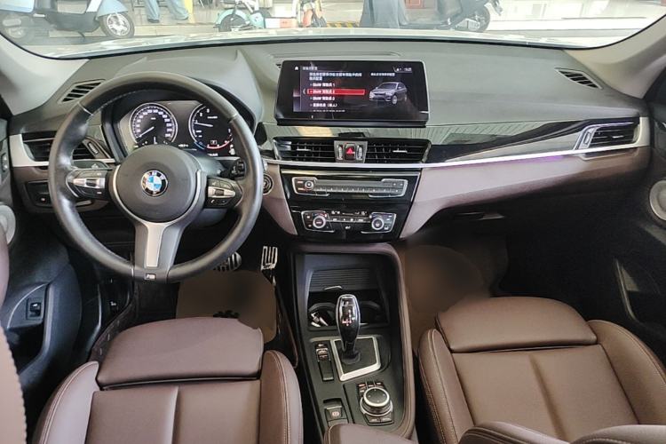 Used BMW X1 2021 Restyled sDrive25Li Leading Edition Center Console