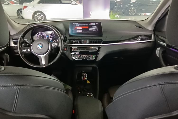 Used BMW X1 2021 sDrive25Li Leading Model Center Console